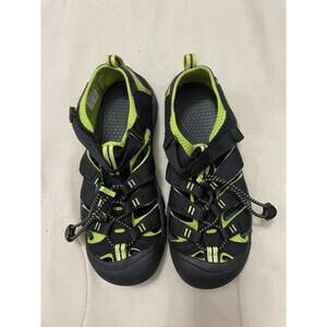 Womens Keen Newport H2 Black Casual Athletic Outdoor Hiking Sandals Size 5 M
